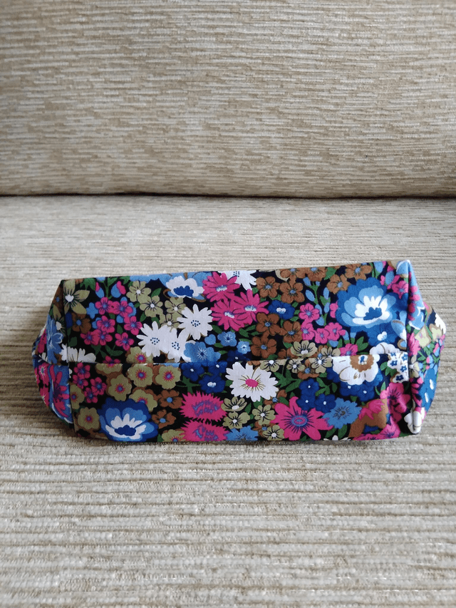 Box Cosmetic Wash Bag with Zip Closure and waterproof lining.