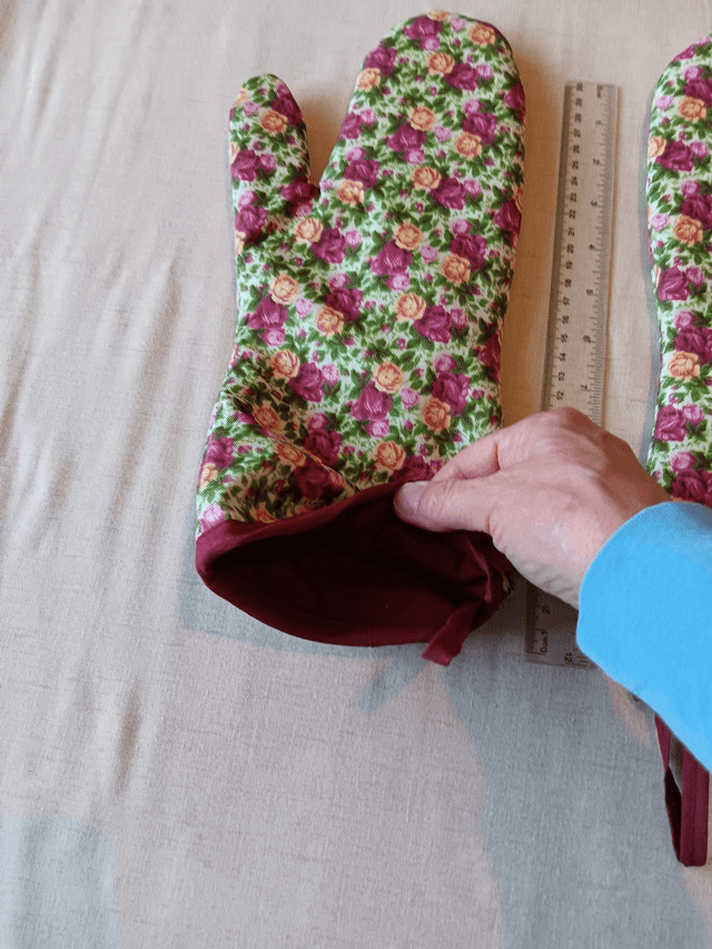 Pair of Oven Gauntlets Red Floral Fabric 