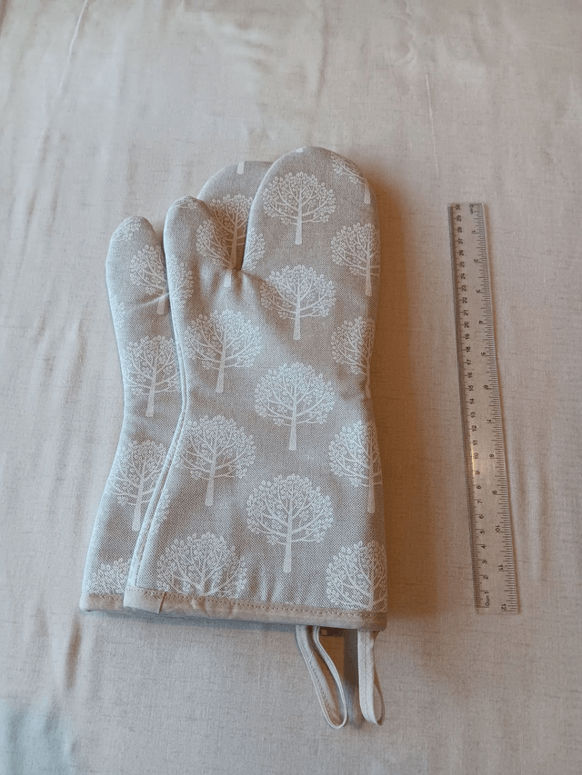 ONE Oven Gauntlet White Mulberry Trees Cotton Fabric 