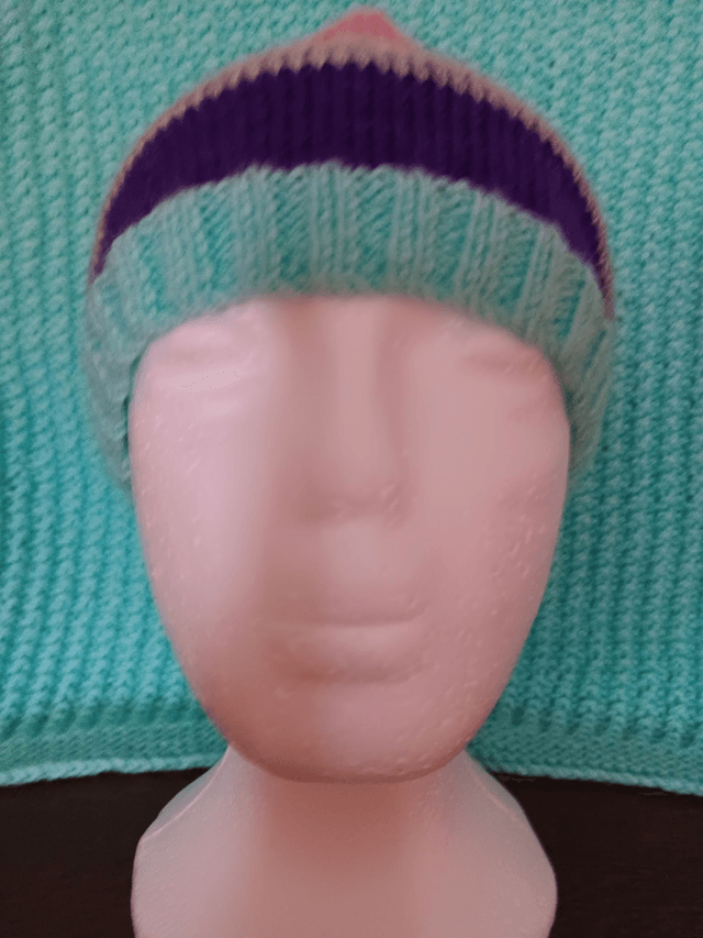Striped Ladies Beanie Hat (3)
