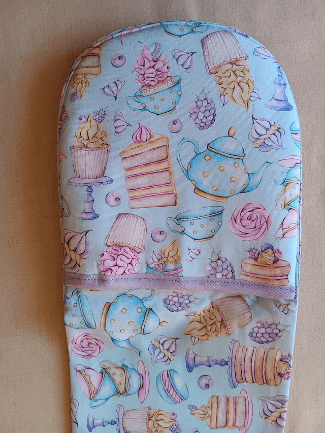 Double Oven Gloves/Mitts Hedgehogs Patterned Cotton Fabric
