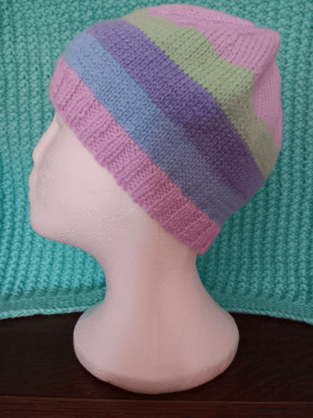Striped Ladies Beanie Hat (1)
