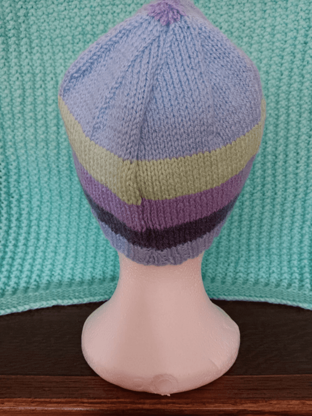 Striped Ladies Beanie Hat (4)