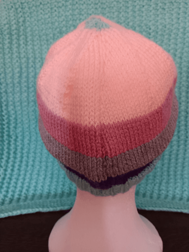 Striped Ladies Beanie Hat (3)