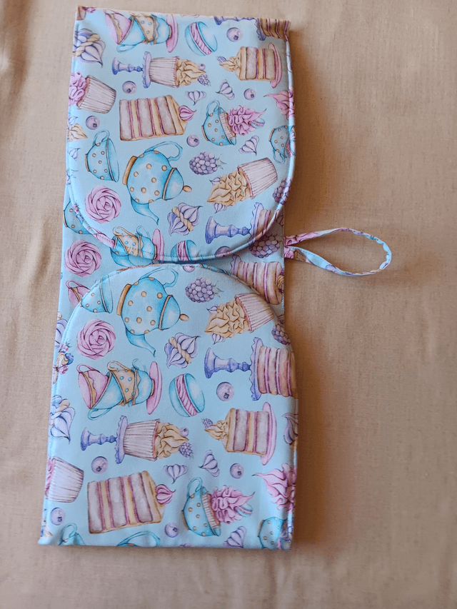 Double Oven Gloves/Mitts Hedgehogs Patterned Cotton Fabric