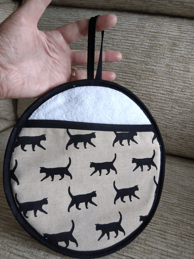 Round Hot Pot Grab Mat in Black Cats Walking Fabric heat resistant wadding filling and hanging loop