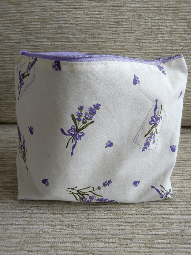 Large Box/Wash/Cosmetic Lavender Sprays Cotton print Fabric with Purple Waterproof Lining