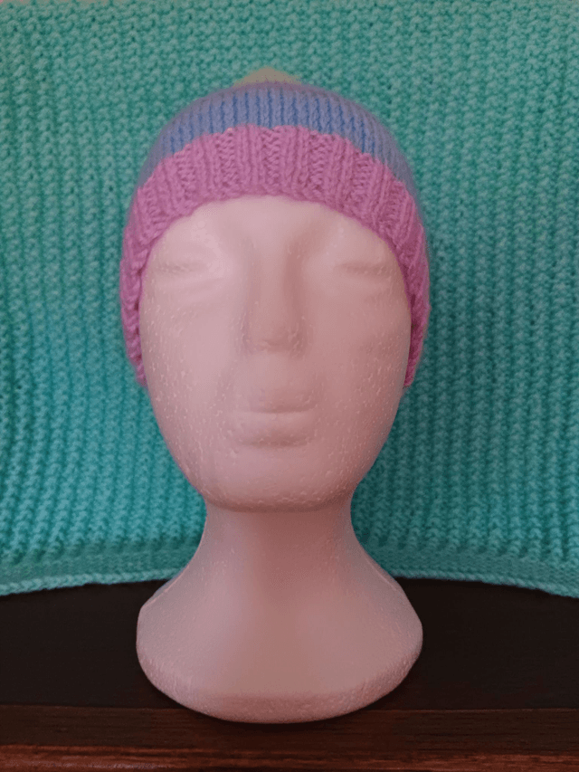 Striped Ladies Beanie Hat (1)