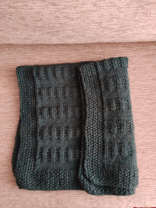 Green Hand Knitted Blanket in Garter Rib and Stocking Stitch Pattern