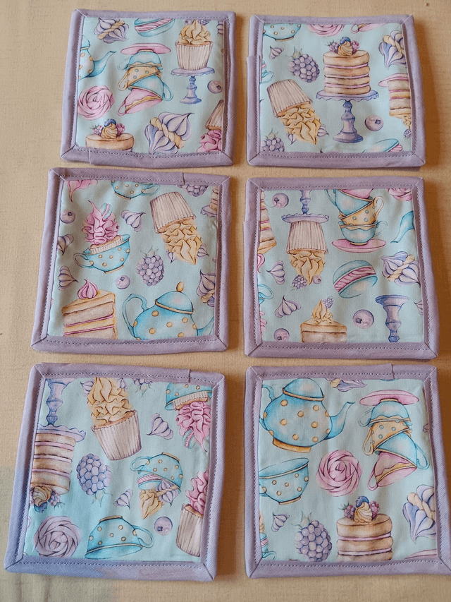 Set of 6 Coasters Three Wishes Tea and Cake patterned cotton fabric